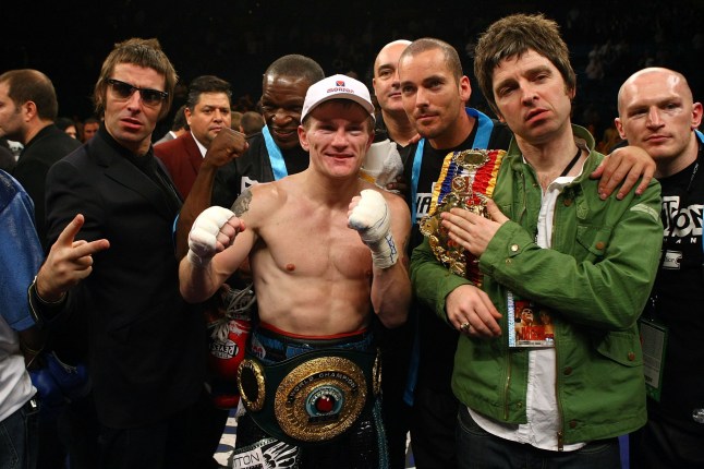 LAS VEGAS - NOVEMBER 22: (L-R) Liam Gallagher of Oasis, Ricky Hatton of England, Noel Gallagher of Oasis and boxer Matthew Hatton celebrate Ricky Hatton's 11th round TKO victory against Paulie Malignaggi after their light-welterweight fight at the MGM Grand Garden Arena November 22, 2008 in Las Vegas, Nevada. (Photo by John Gichigi/Getty Images)
