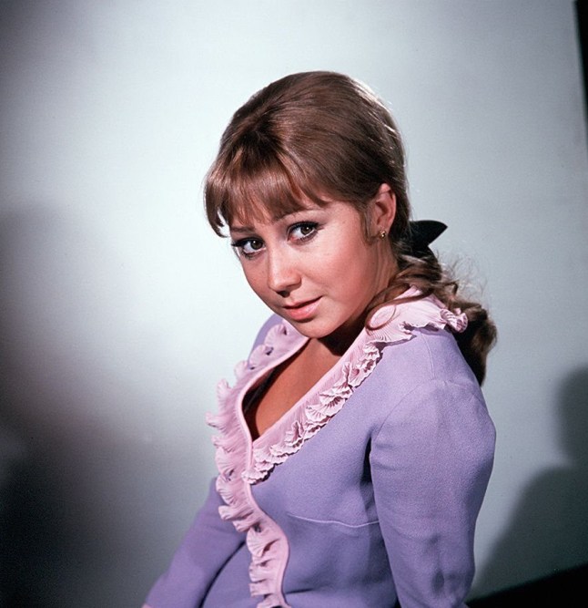 Editorial use only Mandatory Credit: Photo by ITV/REX (769939ex) 'Man in a Suitcase' TV - Blind Spot - 1968 - Felicity Kendal. GTV ARCHIVE