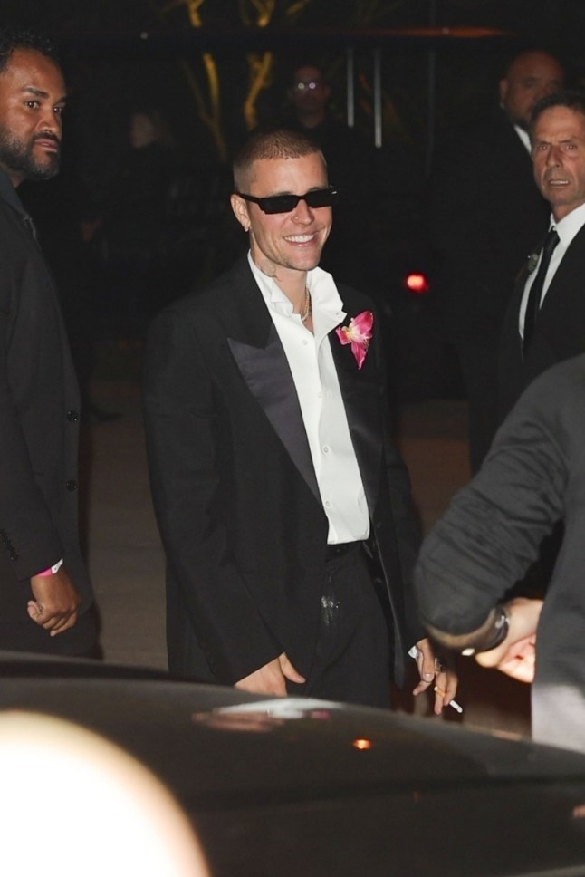 Beverly Hills, CA Pop star Justin Bieber was seen attending Kris Jenner???s 70th birthday celebration held at Jeff Bezos??? estate in Beverly Hills. The singer made an appearance alongside other notable guests for the private evening affair. Pictured: Justin Bieber BACKGRID USA 8 NOVEMBER 2025 USA: +1 310 798 9111 / usasales@backgrid.com UK: +44 208 344 2007 / uksales@backgrid.com *UK Clients - Pictures Containing Children Please Pixelate Face Prior To Publication*