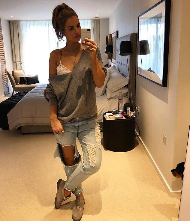 VOGUE WILLIAMS SPENCER MATTHEWS https://www.dailymail.co.uk/tvshowbiz/article-5858891/Inside-newlyweds-Spencer-Matthews-Vogue-Williams-stylish-London-pad.html